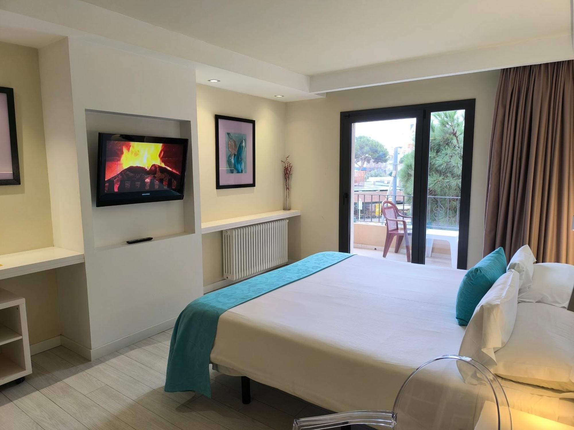 Hotel Spa La Terrassa Platja d'Aro Esterno foto
